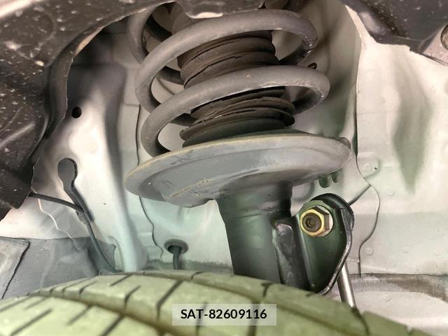 Toyota AQUA 2015-08 8815190-19