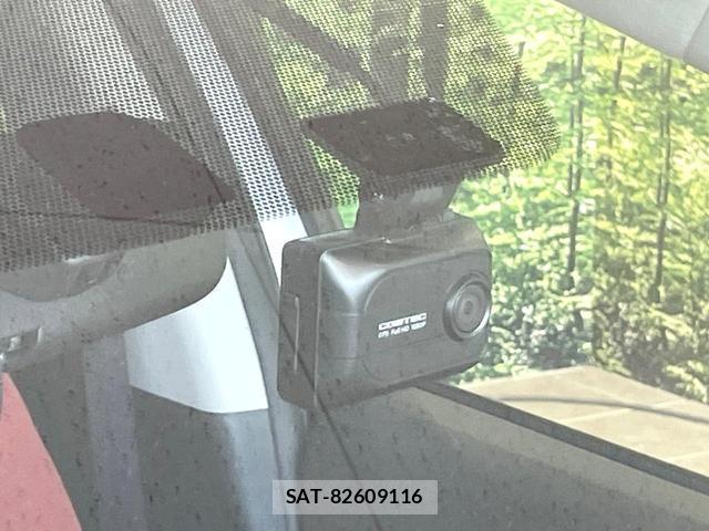 Toyota AQUA 2015-08 8815190-4