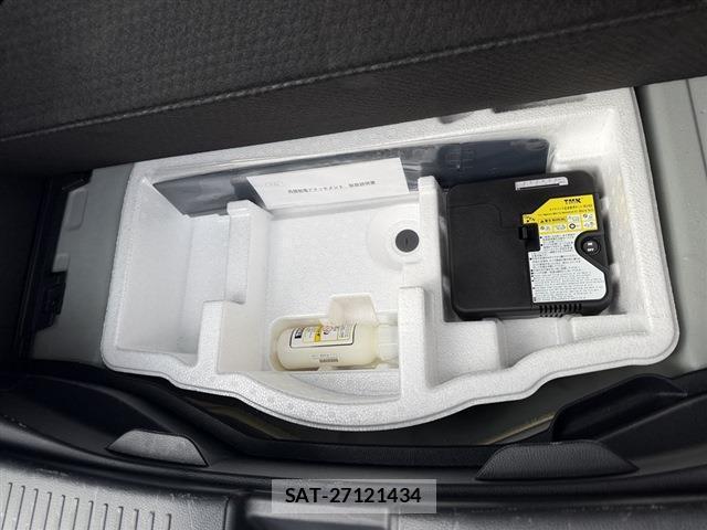 Toyota AQUA 2024-07 8815265-11