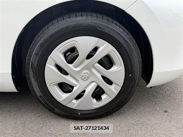Toyota AQUA 2024-07 8815265-13