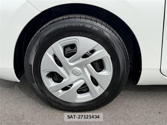 Toyota AQUA 2024-07 8815265-16