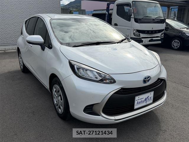 Toyota AQUA 2024-07 8815265-5