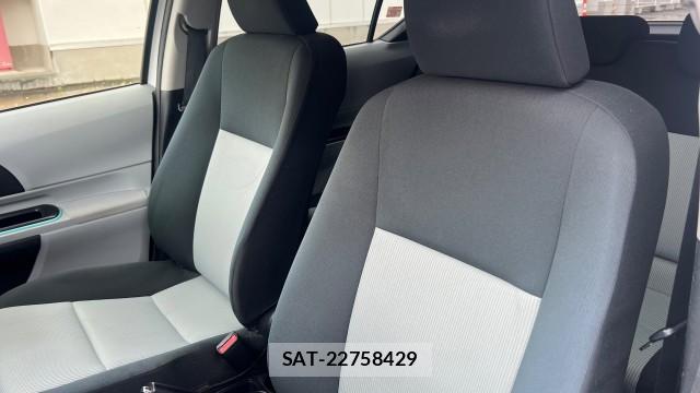Toyota AQUA 2012-02 8815498-5