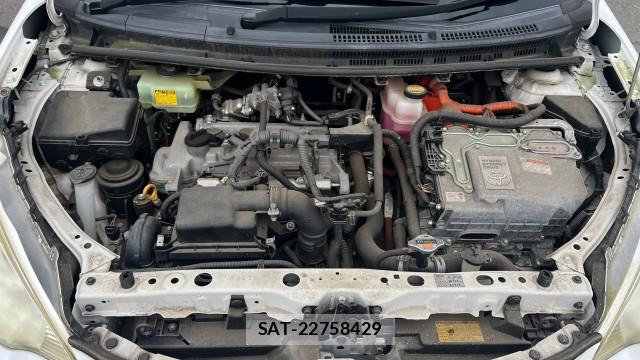 Toyota AQUA 2012-02 8815498-7