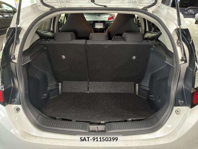 Toyota AQUA 2022-10 8815646-4