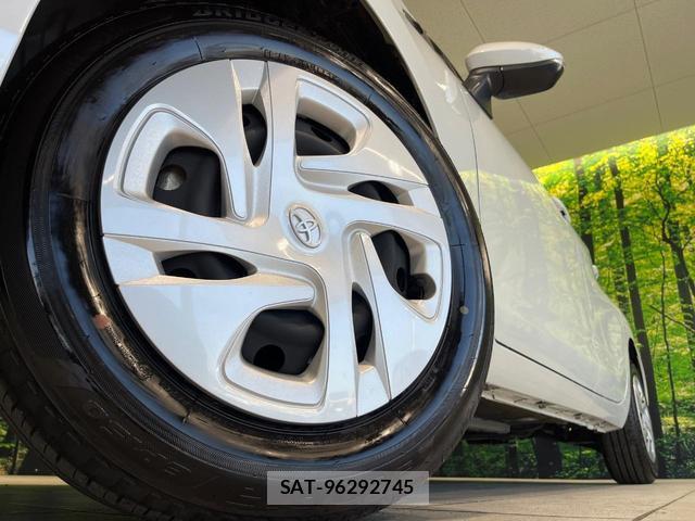 Toyota AQUA 2025-05 8815791-12