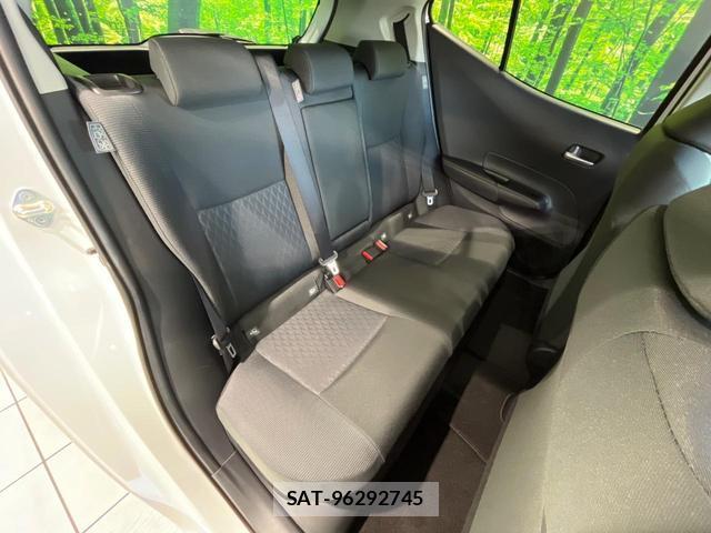 Toyota AQUA 2025-05 8815791-8