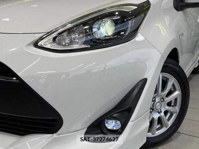 Toyota AQUA 2017-07 8815795-11