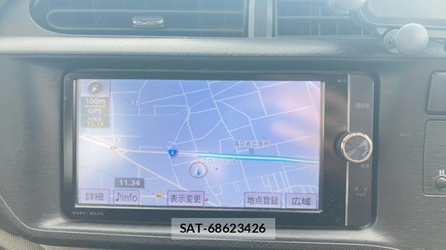 Toyota AQUA 2013-05 8816378-8