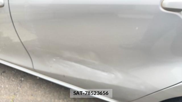 Toyota AQUA 2015-10 8816396-5