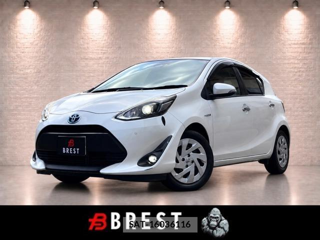 Toyota AQUA 2019-03 8817002-0