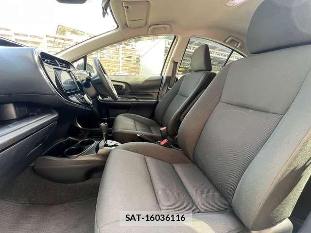 Toyota AQUA 2019-03 8817002-6
