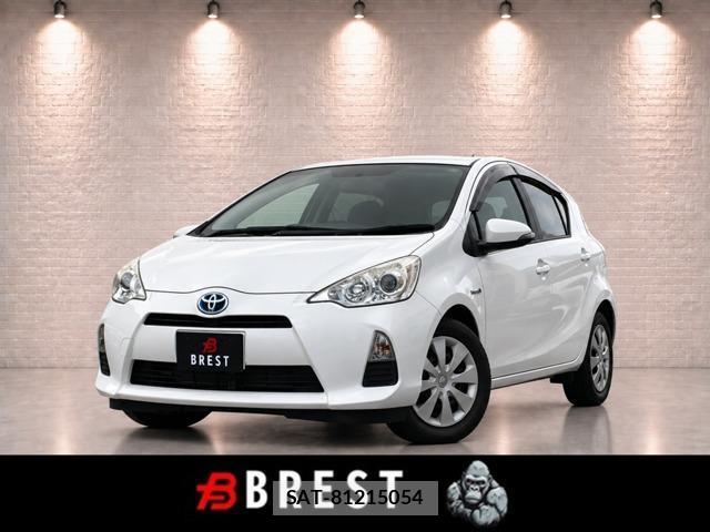 Toyota AQUA 2012-07 8817005-0