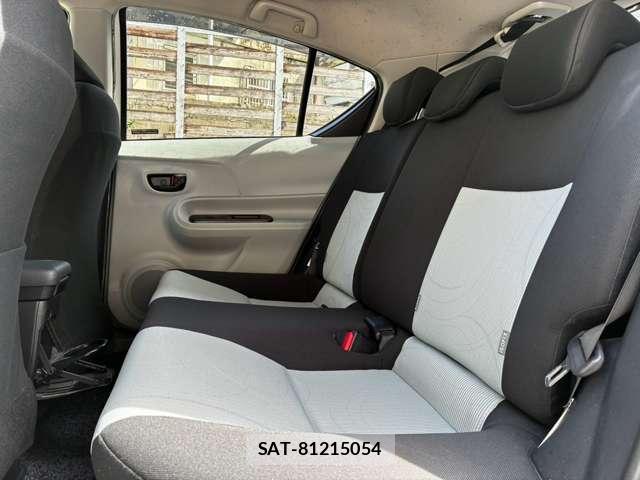 Toyota AQUA 2012-07 8817005-8