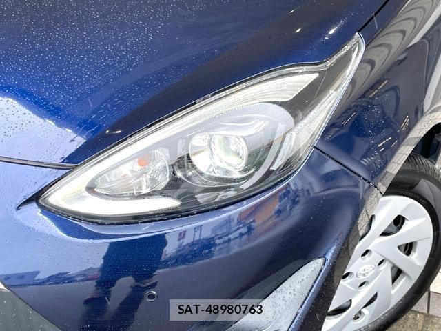 Toyota AQUA 2018-06 8817099-11