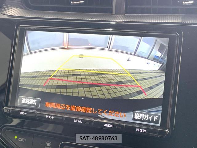 Toyota AQUA 2018-06 8817099-3