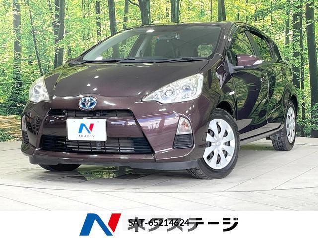 Toyota AQUA 2014-02 8817223-0