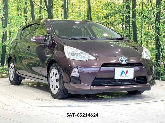Toyota AQUA 2014-02 8817223-15