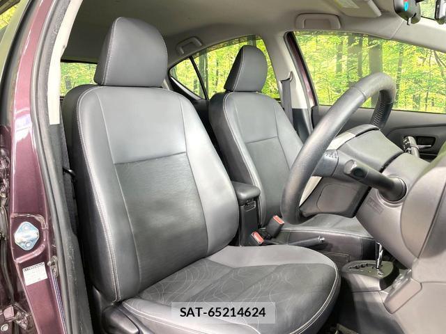 Toyota AQUA 2014-02 8817223-7