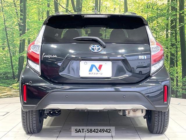 Toyota AQUA 2019-03 8817255-14