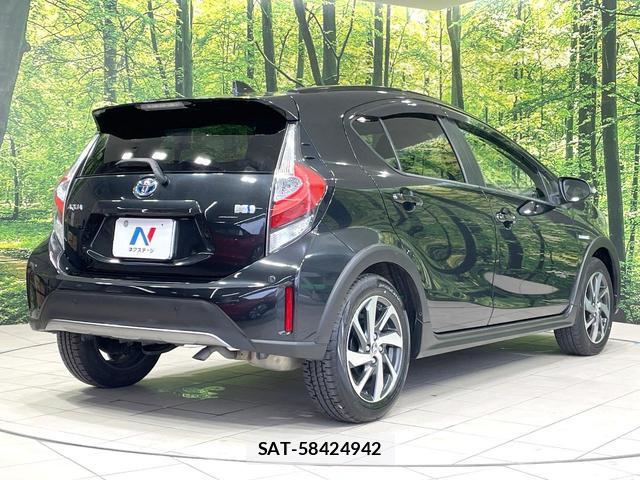 Toyota AQUA 2019-03 8817255-16