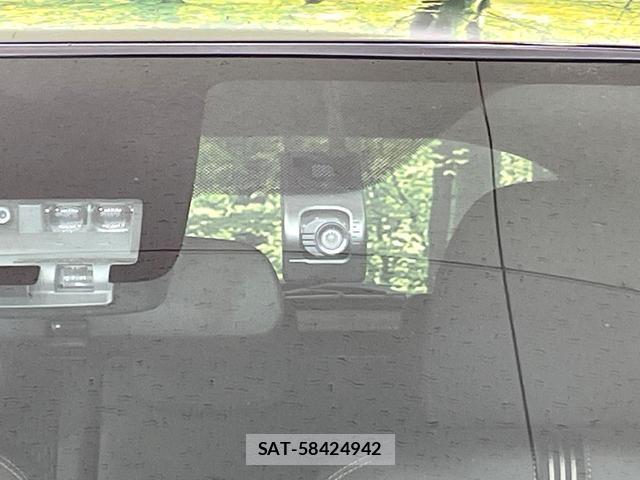 Toyota AQUA 2019-03 8817255-5