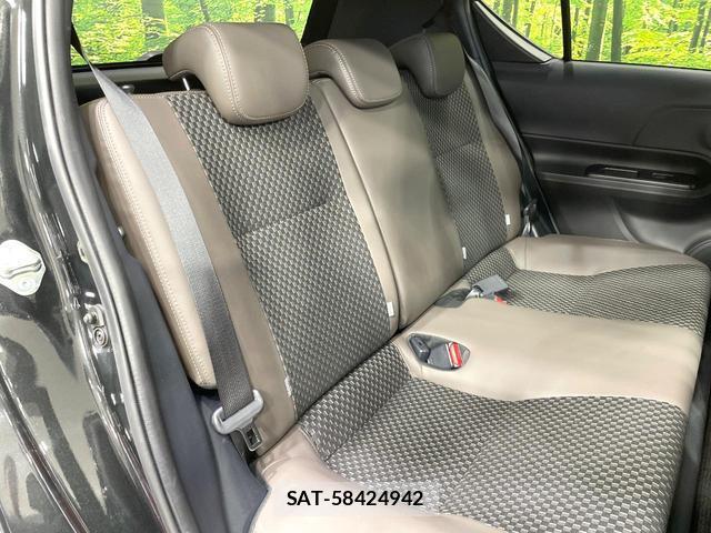 Toyota AQUA 2019-03 8817255-8