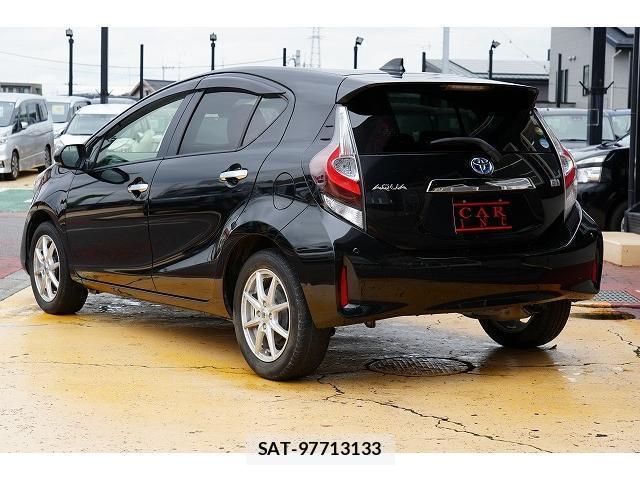Toyota AQUA 2021-03 8817286-1