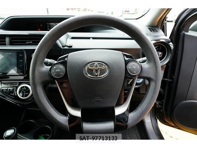 Toyota AQUA 2021-03 8817286-4
