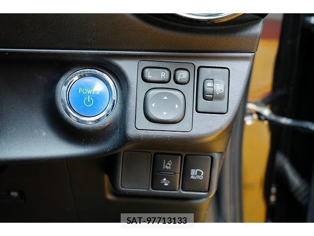 Toyota AQUA 2021-03 8817286-7
