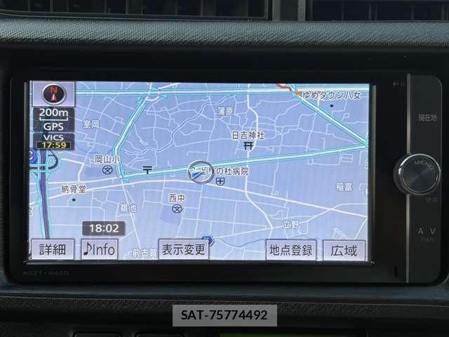 Toyota AQUA 2013-06 8817464-18