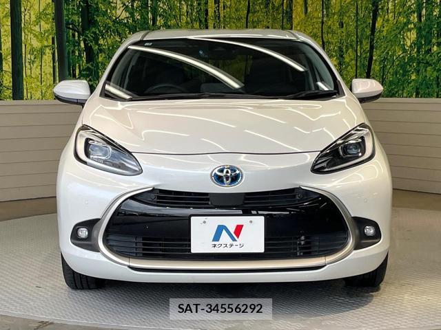 Toyota AQUA 2023-03 8817550-13