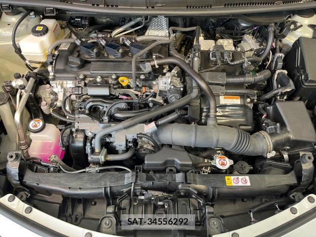 Toyota AQUA 2023-03 8817550-17