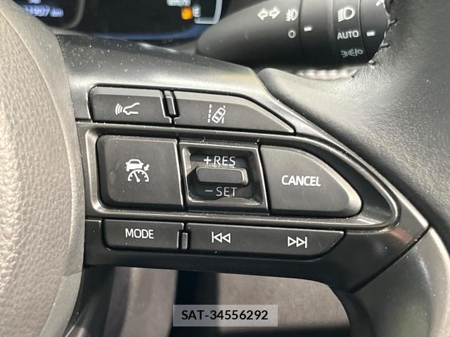 Toyota AQUA 2023-03 8817550-4