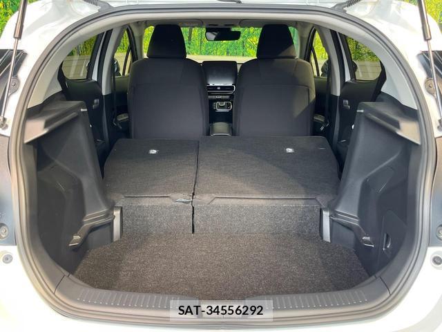 Toyota AQUA 2023-03 8817550-9