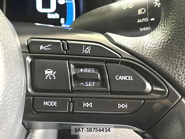 Toyota AQUA 2023-08 8817678-6