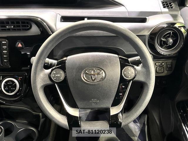 Toyota AQUA 2019-09 8817687-10