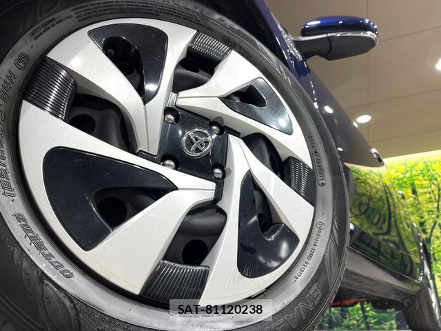 Toyota AQUA 2019-09 8817687-12