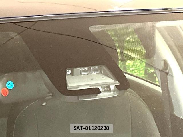 Toyota AQUA 2019-09 8817687-2