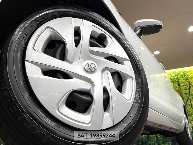 Toyota AQUA 2025-02 8817693-12