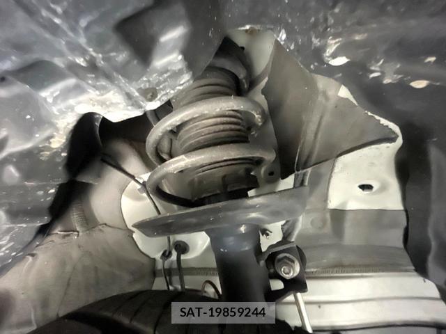 Toyota AQUA 2025-02 8817693-19