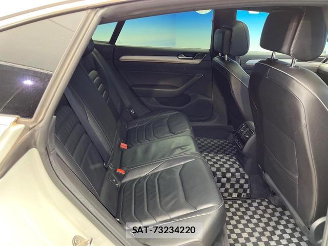 VolksWagen ARTEON 2018-02 8812277-9