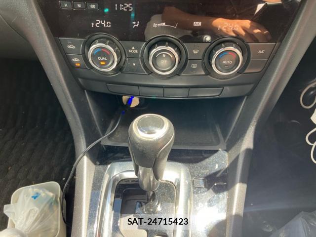 Mazda ATENZA 2014-03 8813353-19