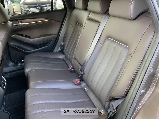 Mazda ATENZA WAGON 2018-09 8813021-12