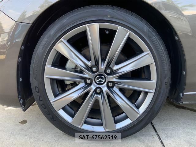 Mazda ATENZA WAGON 2018-09 8813021-17