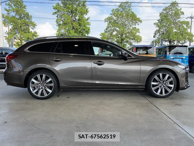 Mazda ATENZA WAGON 2018-09 8813021-3