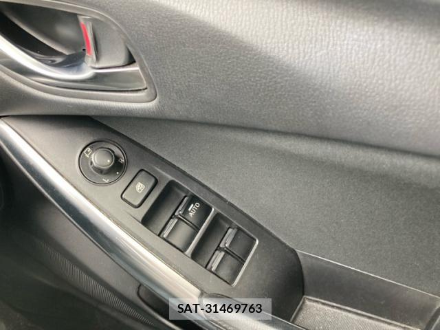 Mazda ATENZA WAGON 2013-09 8816098-15