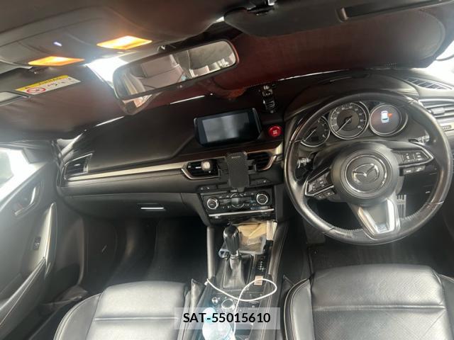 Mazda ATENZA WAGON 2017-09 8816391-6