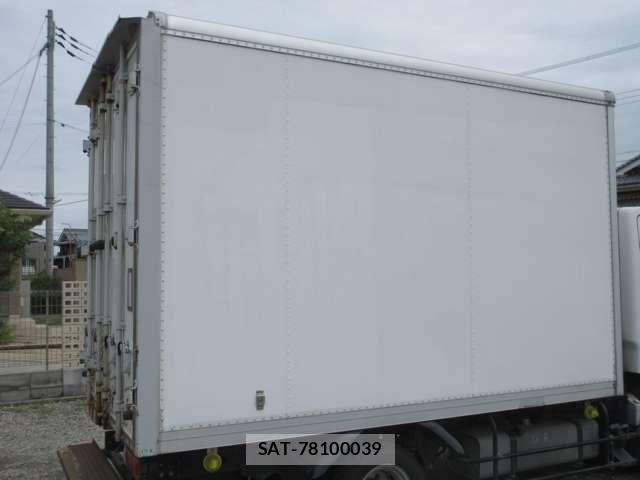 Nissan ATLAS 2014-02 8816951-12