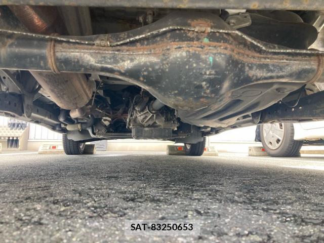Daihatsu ATRAI WAGON 2007-09 8813013-3